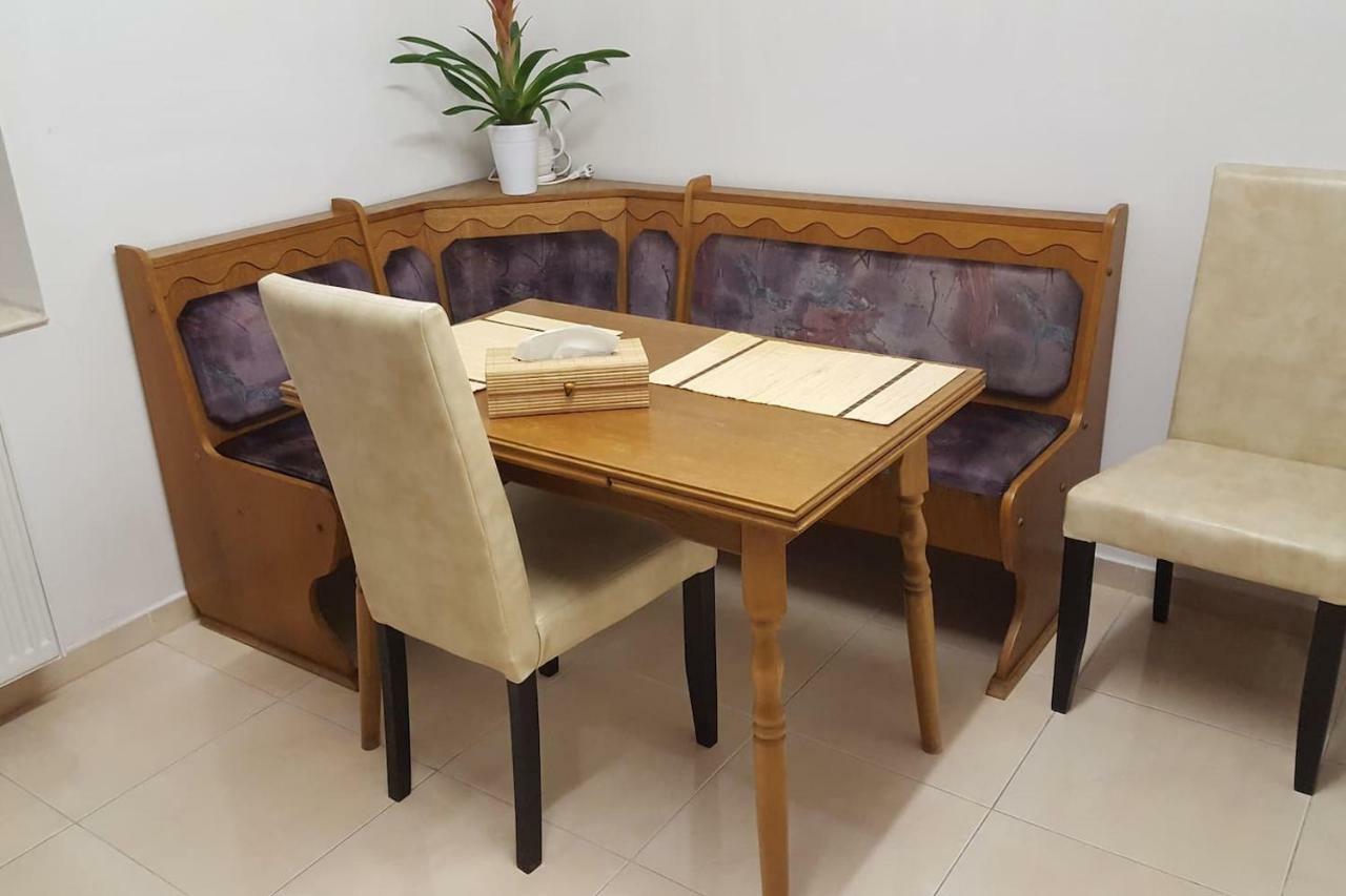 Apartament Gia Oradea Luaran gambar