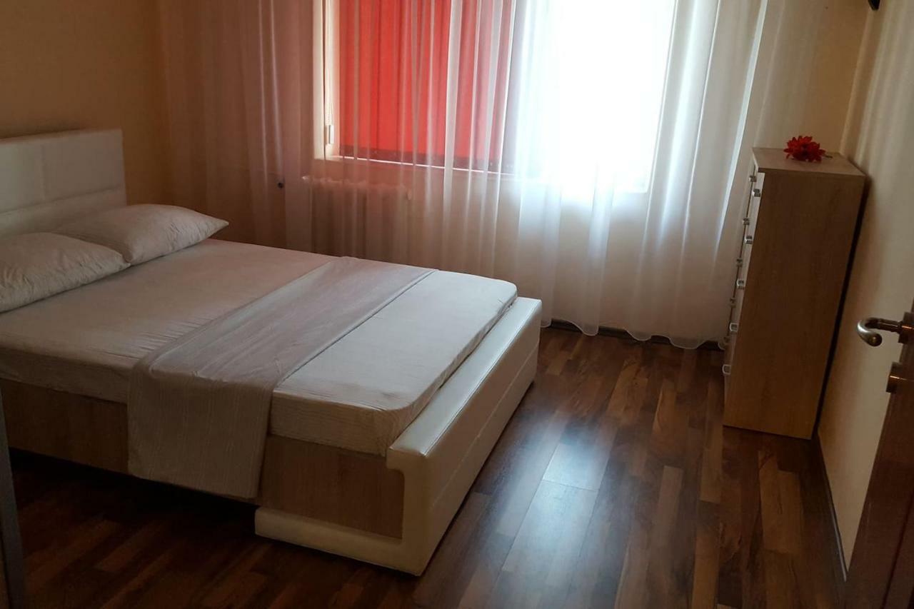 Apartament Gia Oradea Luaran gambar